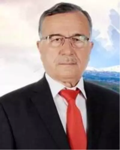 Eski Belediye Başkanı Yusuf Yiğit Son Yolcuğuna Uğurlandı Eski Belediye Başkanı Yusuf Yiğit Son Yolcuğuna Uğurlandı