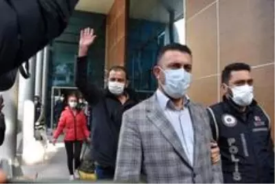 Eski CHP'li Menemen Belediye Başkanı cezaevine gönderildi Eski CHP'li Menemen Belediye Başkanı cezaevine gönderildi