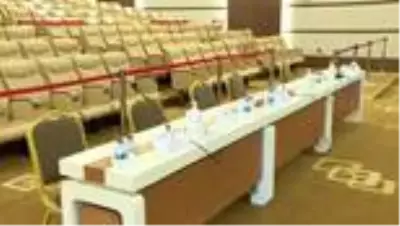 Eski Danıştay üyelerinin, Yüce Divan sıfatıyla Anayasa Mahkemesinde yargılanmalarına başlandı Eski Danıştay üyelerinin, Yüce Divan sıfatıyla Anayasa Mahkemesinde yargılanmalarına başlandı