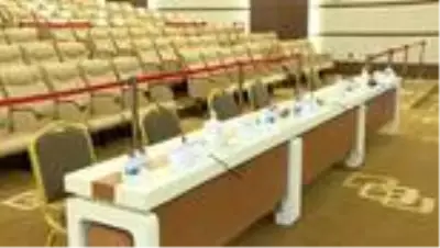 Eski Danıştay üyelerinin, Yüce Divan sıfatıyla Anayasa Mahkemesinde yargılanmalarına başlandı Eski Danıştay üyelerinin, Yüce Divan sıfatıyla Anayasa Mahkemesinde yargılanmalarına başlandı