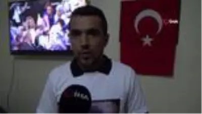 Evlat nöbetindeki aileler Arınç'ın istifasını değerlendirdi Evlat nöbetindeki aileler Arınç'ın istifasını değerlendirdi