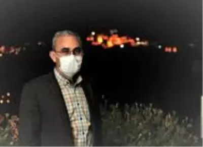 Tarihi Hisar Kalesi, hem gece hem de gündüz görüntüsüyle göz kamaştırıyor Tarihi Hisar Kalesi, hem gece hem de gündüz görüntüsüyle göz kamaştırıyor