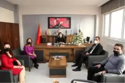 GKV Özel Okulları'nda Öğretmenler Günü kutlandı GKV Özel Okulları'nda Öğretmenler Günü kutlandı
