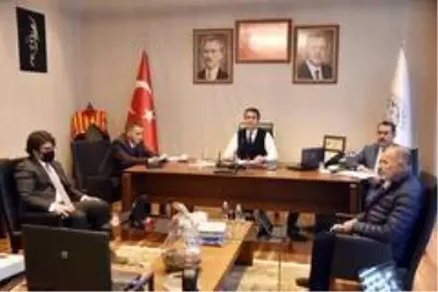Gülsoy: 'Yeni ekonomik stratejide güven ve istikrar önceliğimiz olmalı' Gülsoy: 'Yeni ekonomik stratejide güven ve istikrar önceliğimiz olmalı'