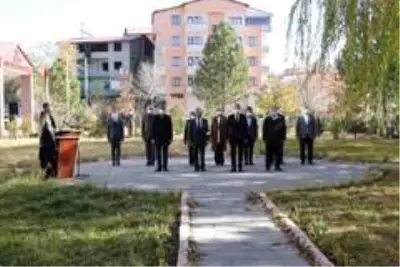 Hizan'da Öğretmenler Günü Hizan'da Öğretmenler Günü