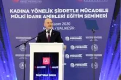 İçişleri Bakanı Süleyman Soylu, 'Kadına Yönelik Şiddetle Mücadele Mülki İdare Amirleri Eğitim Semineri'ne katıldı İçişleri Bakanı Süleyman Soylu, 'Kadına Yönelik Şiddetle Mücadele Mülki İdare Amirleri Eğitim Semineri'ne katıldı