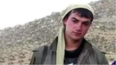 Irak ile Suriye arası terörist sevkini koordine eden Hizret Çalkın ve buluştuğu teröristler nokta atışıyla öldürüldü Irak ile Suriye arası terörist sevkini koordine eden Hizret Çalkın ve buluştuğu teröristler nokta atışıyla öldürüldü