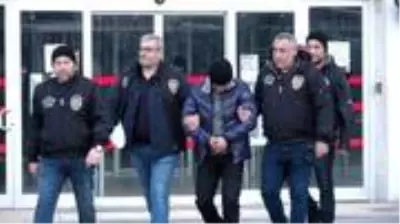 Ablası ve eniştesini öldüren polis memuruna 2 kez müebbet hapis cezası Ablası ve eniştesini öldüren polis memuruna 2 kez müebbet hapis cezası