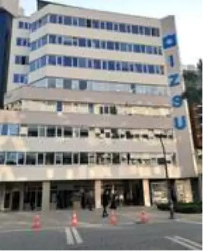 İzmir'de su zammına tepki İzmir'de su zammına tepki