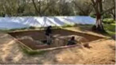 1500 yıllık mezar taşındaki o mesaj şok etti 1500 yıllık mezar taşındaki o mesaj şok etti
