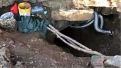 Kaçak kazı yapan şahıslar, tünele havalandırma sistemi bile kurmuş Kaçak kazı yapan şahıslar, tünele havalandırma sistemi bile kurmuş