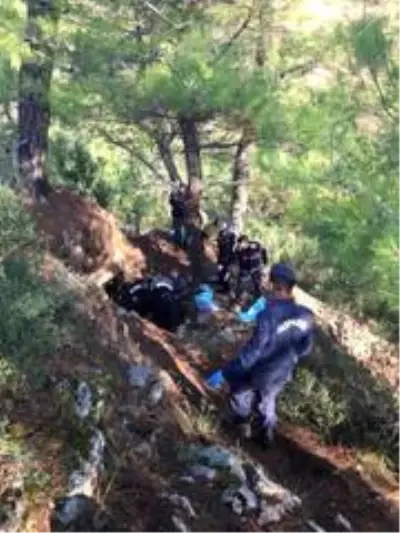 Kaçak kazıya suçüstü Kaçak kazıya suçüstü
