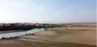 Kahramanmaraş: KAHRAMANMARAŞ - Su altında kalan köy, kuraklık sonrasında gün yüzüne çıktı Kahramanmaraş: KAHRAMANMARAŞ - Su altında kalan köy, kuraklık sonrasında gün yüzüne çıktı