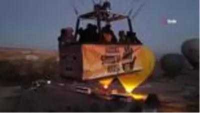 Kapadokya'da balonlar kadına yönelik şiddete dikkat çekmek için havalandı Kapadokya'da balonlar kadına yönelik şiddete dikkat çekmek için havalandı