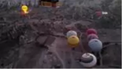 Kapadokya'da balonlar kadına yönelik şiddete dikkat çekmek için havalandı Kapadokya'da balonlar kadına yönelik şiddete dikkat çekmek için havalandı