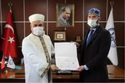 Kapadokya'da ezan sesini duyan ABD'li anne ve oğlu Müslüman oldu- Müslümanlığı seçen ABD'li 28 yaşındaki gencin Erdoğan... Kapadokya'da ezan sesini duyan ABD'li anne ve oğlu Müslüman oldu- Müslümanlığı seçen ABD'li 28 yaşındaki gencin Erdoğan...