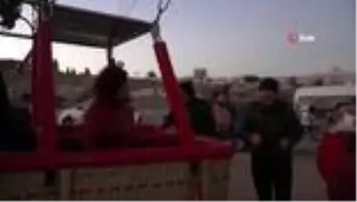 Kapadokya'da Öğretmenler Günü gökyüzünde kutlandı Kapadokya'da Öğretmenler Günü gökyüzünde kutlandı