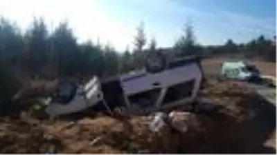 Karabük'te otomobil, takla attı: 2 yaralı Karabük'te otomobil, takla attı: 2 yaralı
