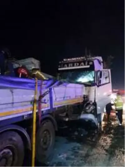 Son dakika gündem: Karacabey'de trafik kazası: 3 yaralı Son dakika gündem: Karacabey'de trafik kazası: 3 yaralı