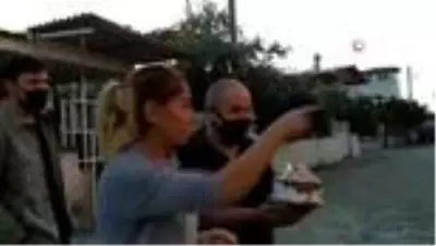 Karantinadaki genç doğum günü pastasını iple eve çekti Karantinadaki genç doğum günü pastasını iple eve çekti