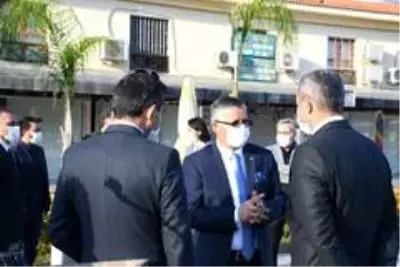 Kemer'de Öğretmenler Günü töreni Kemer'de Öğretmenler Günü töreni