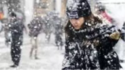 Kış iyice yüzünü gösteriyor! Meteoroloji il il kar ve fırtına uyarısında bulundu Kış iyice yüzünü gösteriyor! Meteoroloji il il kar ve fırtına uyarısında bulundu