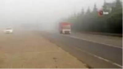 Kocaeli'nde yoğun sis etkili oluyor Kocaeli'nde yoğun sis etkili oluyor
