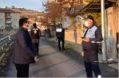 Kütahya'nın Emet ilçesinde 82 cadde ve sokağa 14 günlük karantina Kütahya'nın Emet ilçesinde 82 cadde ve sokağa 14 günlük karantina