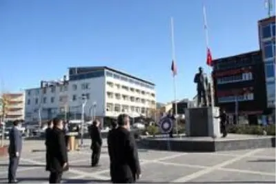 24 Kasım Öğretmenler Günü 24 Kasım Öğretmenler Günü