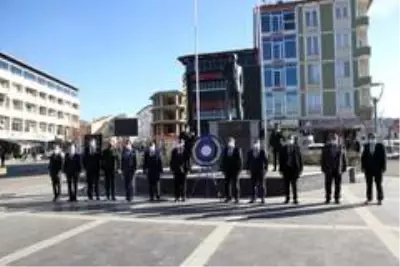 24 Kasım Öğretmenler Günü 24 Kasım Öğretmenler Günü