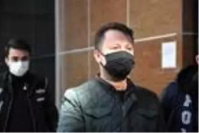 Menemen'de Başkan Aksoy ve 10 kişi tutuklandı (2) Menemen'de Başkan Aksoy ve 10 kişi tutuklandı (2)