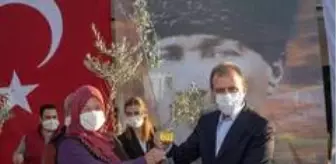 Muhtarlar Derneği: Mersin Büyükşehir Belediyesi, üreticiye 60 bin zeytin fidanı dağıtacak Muhtarlar Derneği: Mersin Büyükşehir Belediyesi, üreticiye 60 bin zeytin fidanı dağıtacak