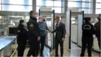 Mustafa Denizli'nin açtığı davayı kaybeden kayınbiraderi hapis cezasına çarptırıldı Mustafa Denizli'nin açtığı davayı kaybeden kayınbiraderi hapis cezasına çarptırıldı