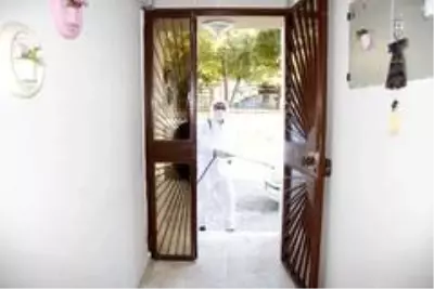 Nazilli Belediyesi dezenfekte işlemlerine devam ediyor Nazilli Belediyesi dezenfekte işlemlerine devam ediyor