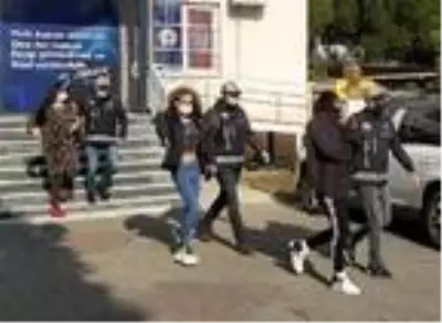 Son dakika haber... Nazilli'de fuhuş operasyonu: 11 gözaltı Son dakika haber... Nazilli'de fuhuş operasyonu: 11 gözaltı