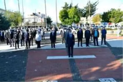 Öğretmenler Günü Bozyazı'da sade bir törenle kutlandı Öğretmenler Günü Bozyazı'da sade bir törenle kutlandı