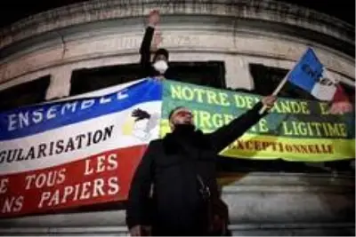 - Paris'te sığınmacılara destek protestosu - Paris'te sığınmacılara destek protestosu