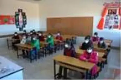 Son dakika haber... PKK'nın şehit ettiği Necmettin öğretmenin okulunda hüzünlü anma Son dakika haber... PKK'nın şehit ettiği Necmettin öğretmenin okulunda hüzünlü anma