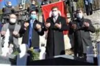 Son dakika haber... Necmettin öğretmenin kabrinde 24 Kasım 4. kez buruk geçti Son dakika haber... Necmettin öğretmenin kabrinde 24 Kasım 4. kez buruk geçti
