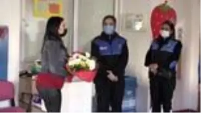 Şehit polisin öğretmen eşi 24 Kasım'da unutulmadı Şehit polisin öğretmen eşi 24 Kasım'da unutulmadı