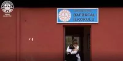'Sen Çok Yaşa Öğretmenim' 'Sen Çok Yaşa Öğretmenim'