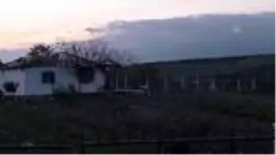 Silivri'de bir evde çıkan yangında 2 kardeş hayatını kaybetti Silivri'de bir evde çıkan yangında 2 kardeş hayatını kaybetti