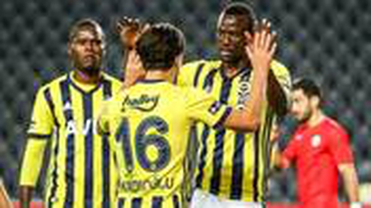 Son Dakika: Sivas Belediyespor'u 4-0 yenen Fenerbahçe, kupada tur atladı