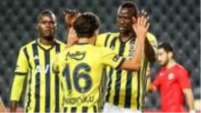 Son Dakika: Sivas Belediyespor'u 4-0 yenen Fenerbahçe, kupada tur atladı Son Dakika: Sivas Belediyespor'u 4-0 yenen Fenerbahçe, kupada tur atladı