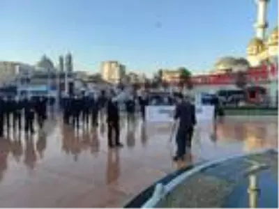 Taksim'de 24 Kasım Öğretmenler Günü töreni Taksim'de 24 Kasım Öğretmenler Günü töreni