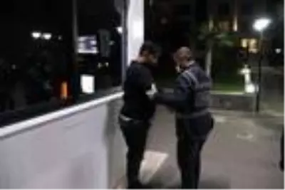 Şanlıurfa merkezli 4 ilde telefon dolandırıcılığı operasyonunda 30 şüpheli yakalandı Şanlıurfa merkezli 4 ilde telefon dolandırıcılığı operasyonunda 30 şüpheli yakalandı
