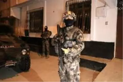 Torbacılara şafak vakti özel harekatlı baskın Torbacılara şafak vakti özel harekatlı baskın