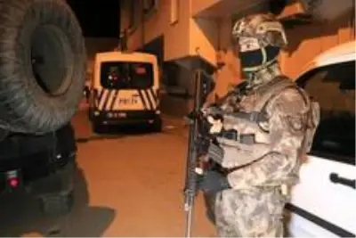 Torbacılara şafak vakti özel harekatlı baskın Torbacılara şafak vakti özel harekatlı baskın