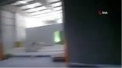 Son dakika... Ünlü alışveriş firmalarının deposunda çıkan yangın büyümeden söndürüldü Son dakika... Ünlü alışveriş firmalarının deposunda çıkan yangın büyümeden söndürüldü