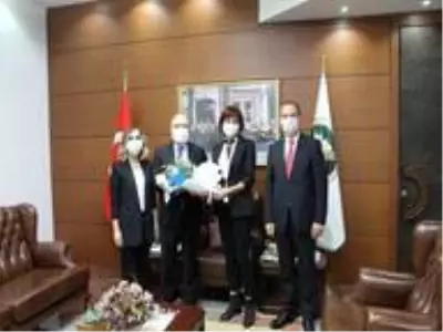 Vali Tutulmaz, başarılı öğretmenleri kabul etti Vali Tutulmaz, başarılı öğretmenleri kabul etti